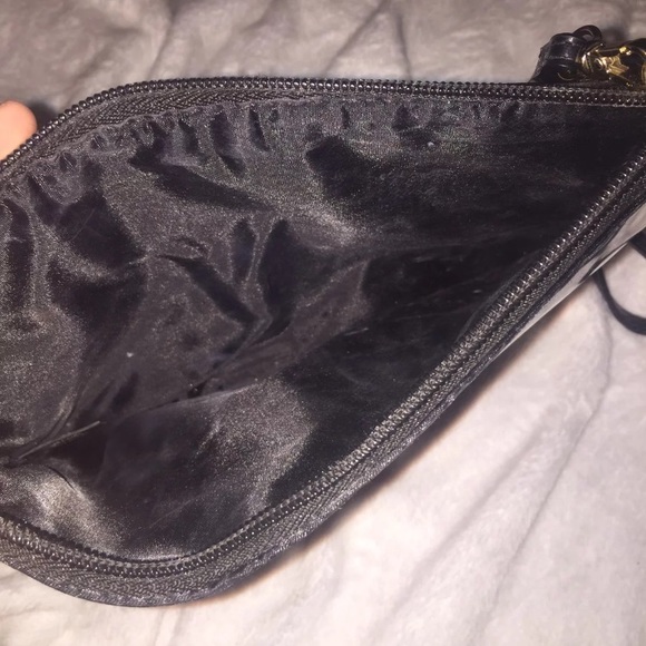 Victoria’s Secret bag - Picture 3 of 5